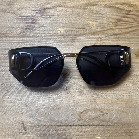 DIOR 30Montaigne Butterfly Sunglasses in Gold & Blue | B3U Cd40146U main image 11